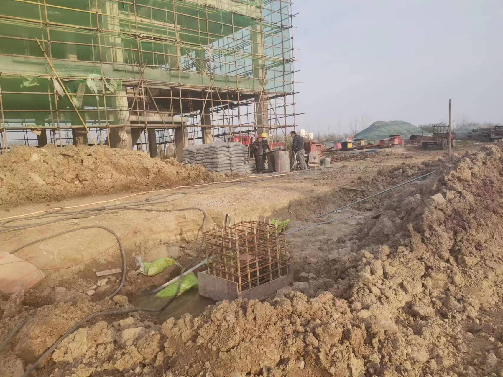 南雄当桥梁出现裂缝的时候应该及时加固修补